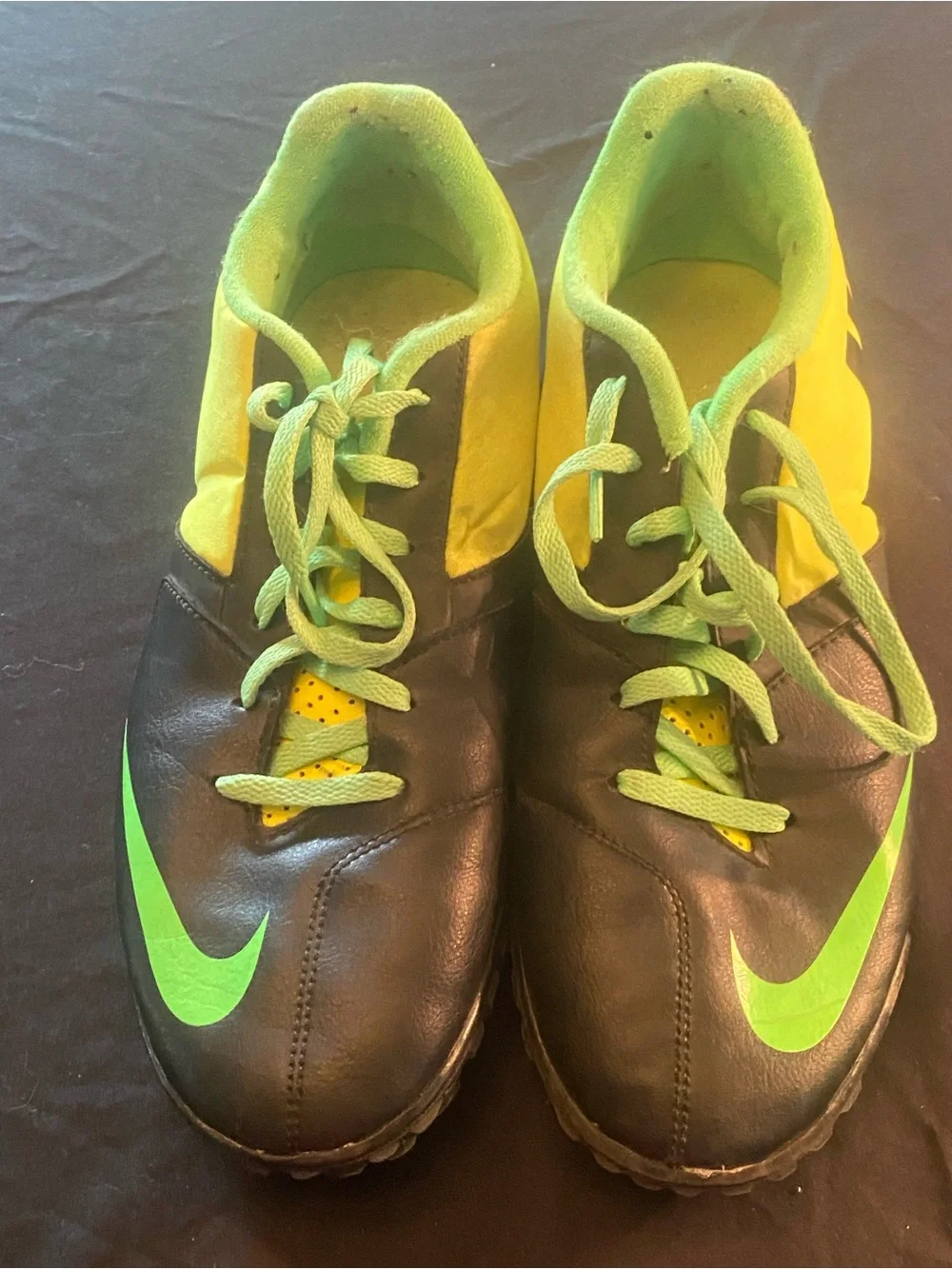 Nike Bomba II TF turf men’s size 8 Soccer Sneakers in Black & Neon Green